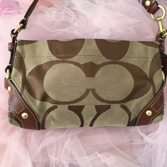 COACH bag like new! - Picture 2 of 4